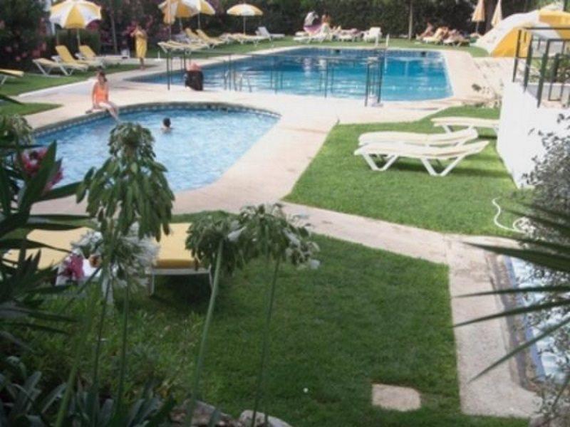Apartamentos Alvaflor Quarteira Extérieur photo