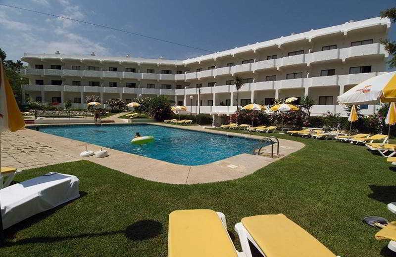 Apartamentos Alvaflor Quarteira Extérieur photo