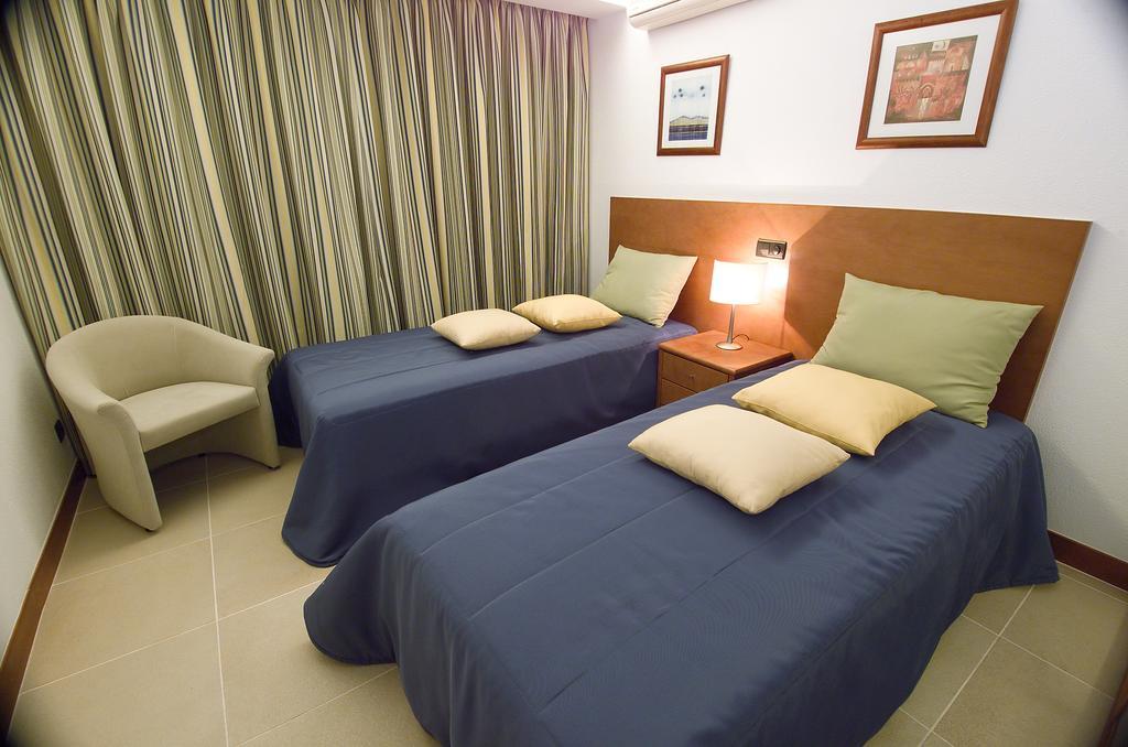Apartamentos Alvaflor Quarteira Extérieur photo